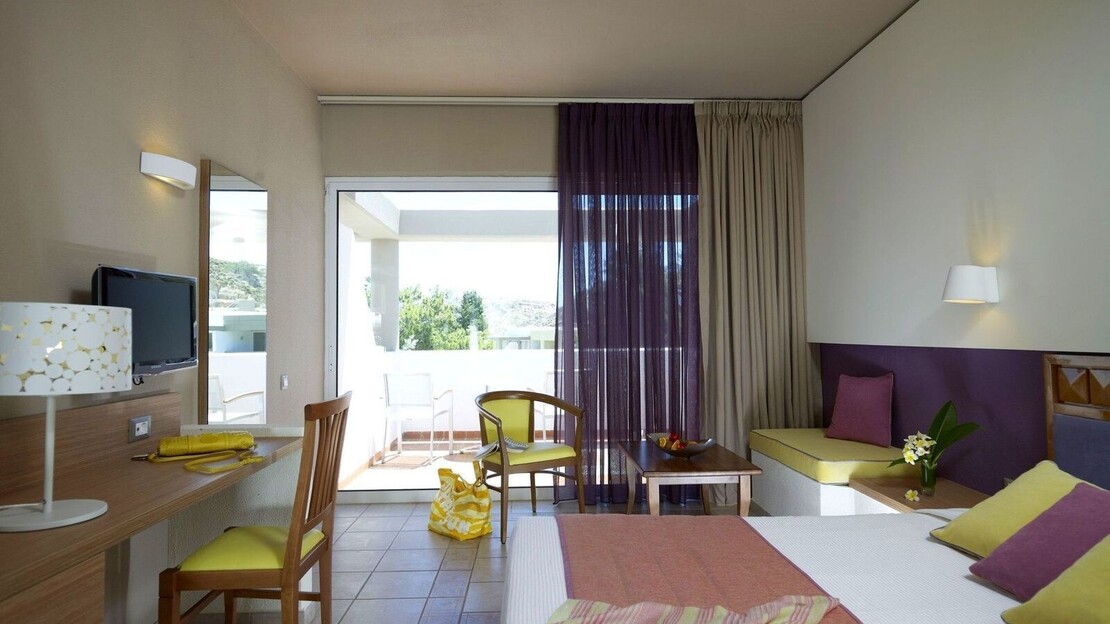 Porto Angeli Beach Resort